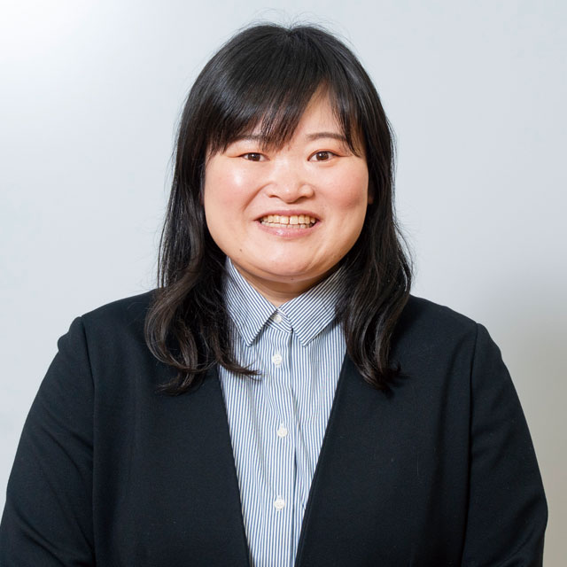 みらい社会CLコース長　商業科　岩澤 美奈子 先生